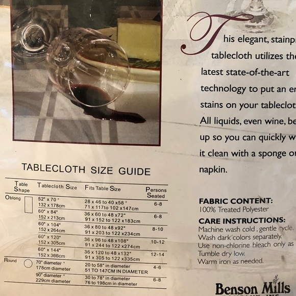 STAIN PROOF Table Linen - Picture 4 of 4